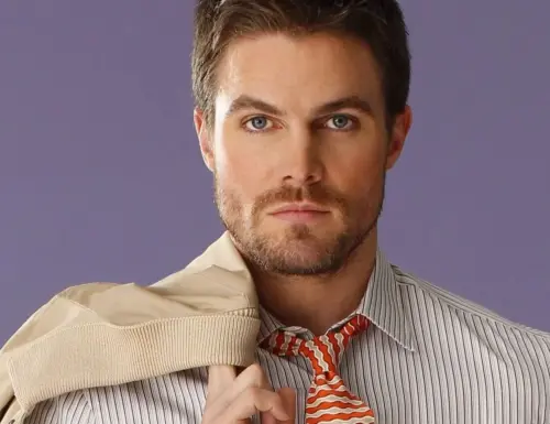 Stephen Amell nello spinoff di Suits!